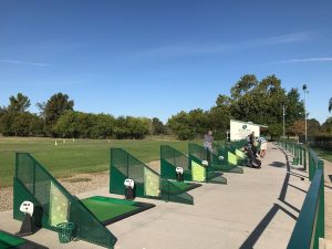 haggine oaks driving range stalls