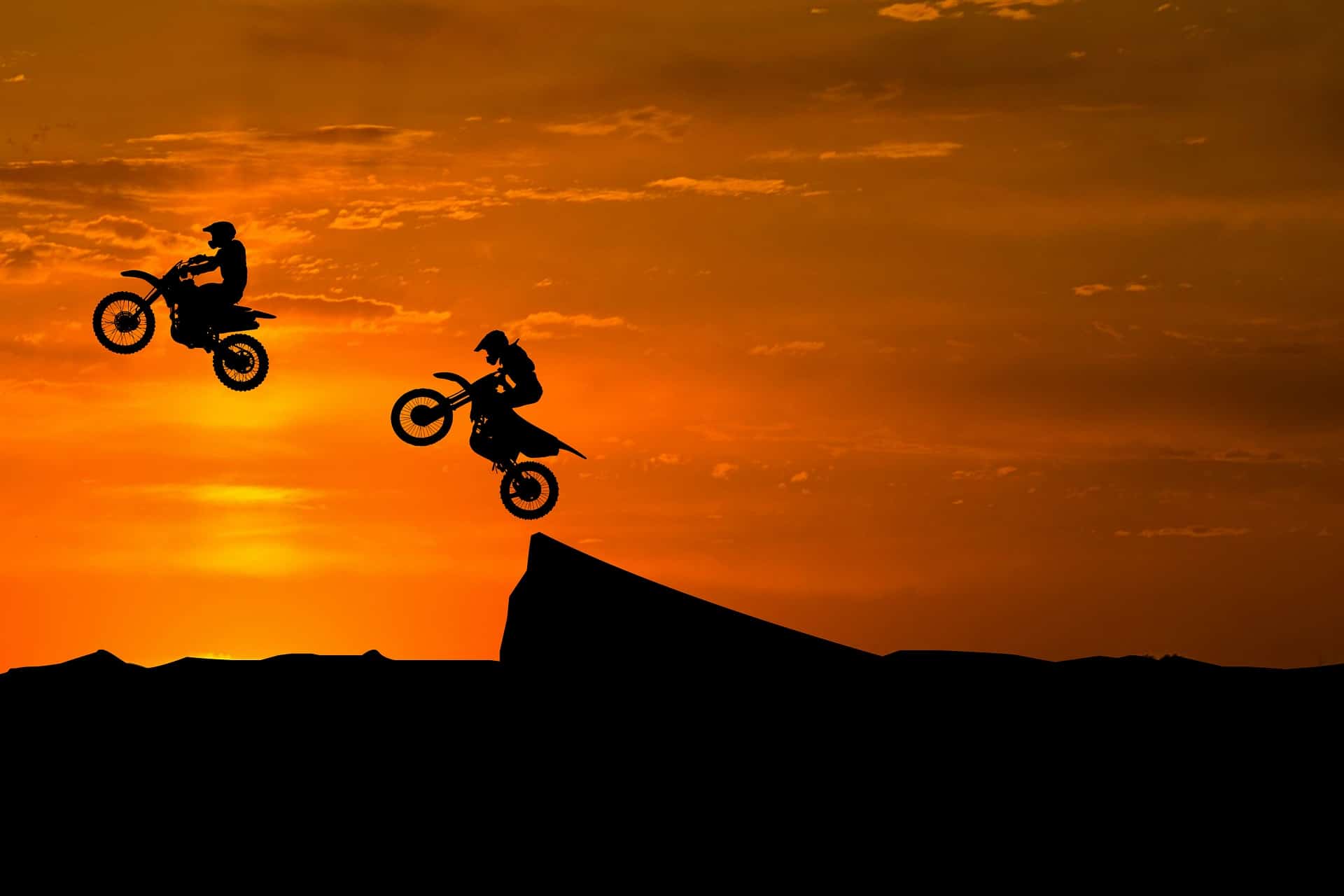 dirt bikers jumping